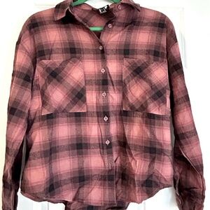 Forever 21 pink flannel shirt. Small